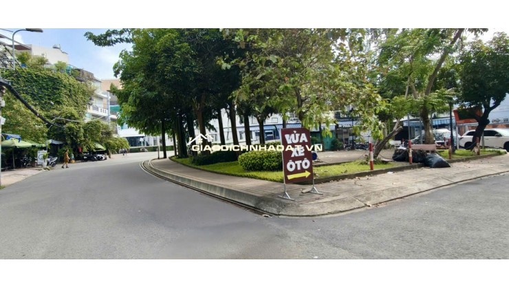 Cơ hội sở hữu nhà phố 4 tầng + lửng trên mặt tiền đường 8.5m tại Trung tâm Linh Tây, Thủ Đức.